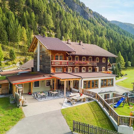 Landhaus Taurer Kals-am Großglockner Buitenkant foto